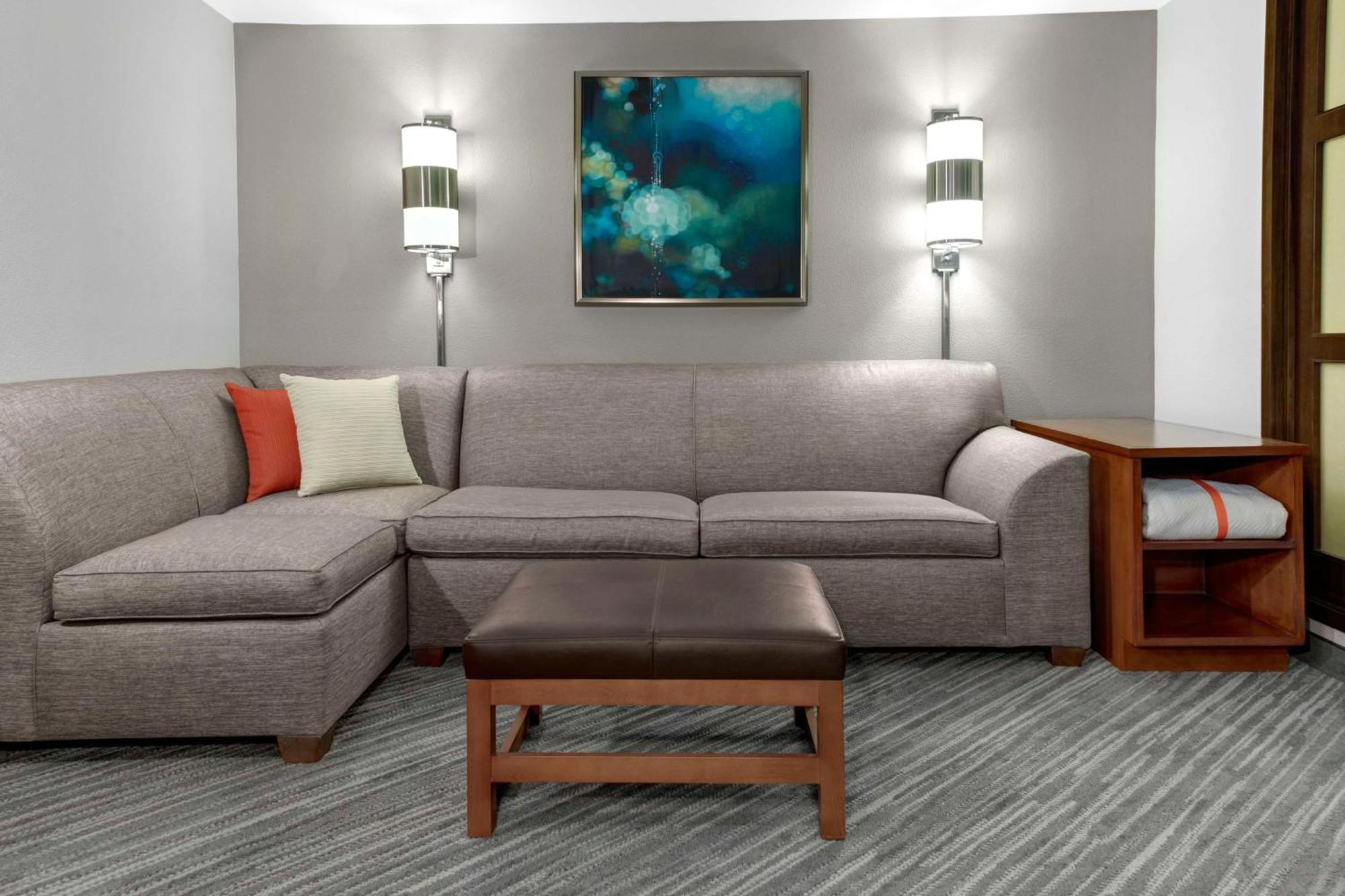 Hyatt Place Louisville-East Экстерьер фото